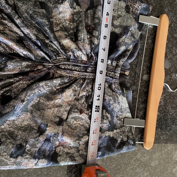 Silk skirt by Isabel Marant size EUR 38 USA 4/6 in excellent condition - Picture 8 of 8